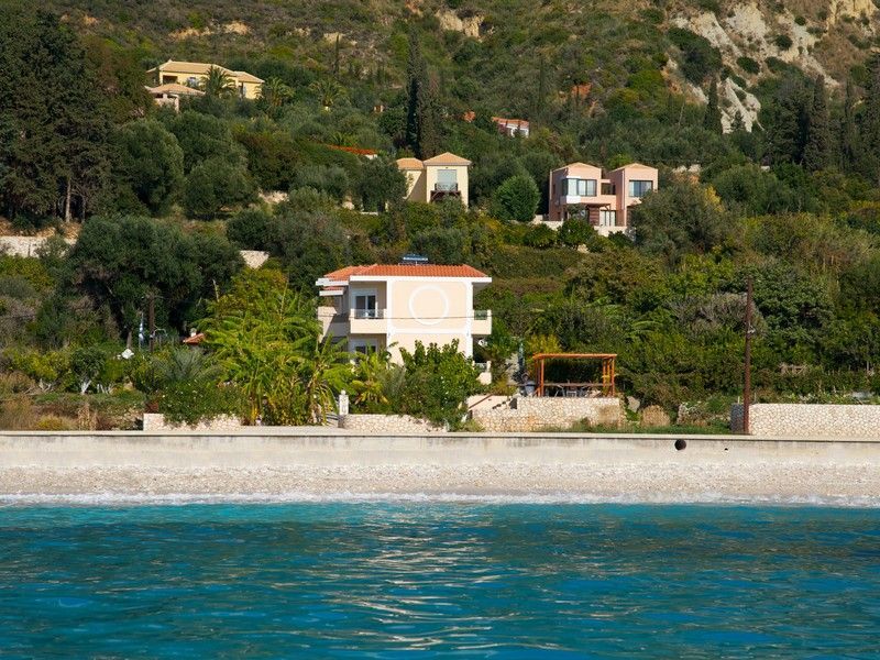 Christina Studios Lourdata  Bagian luar foto